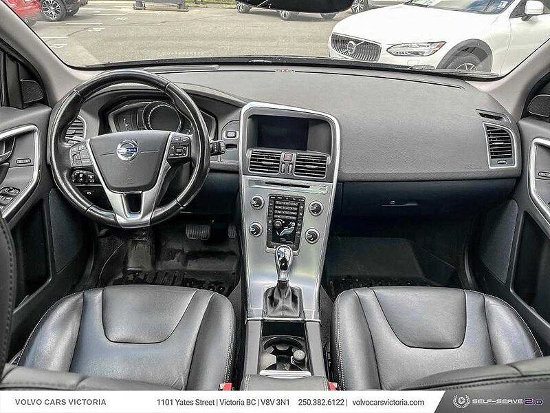 Volvo  T6 Drive-E AWD Premier