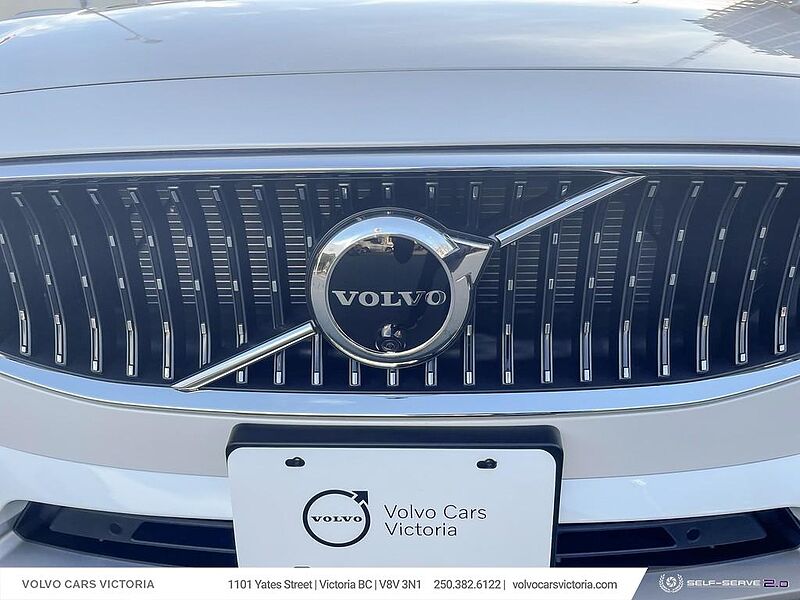 Volvo  B6 AWD Plus